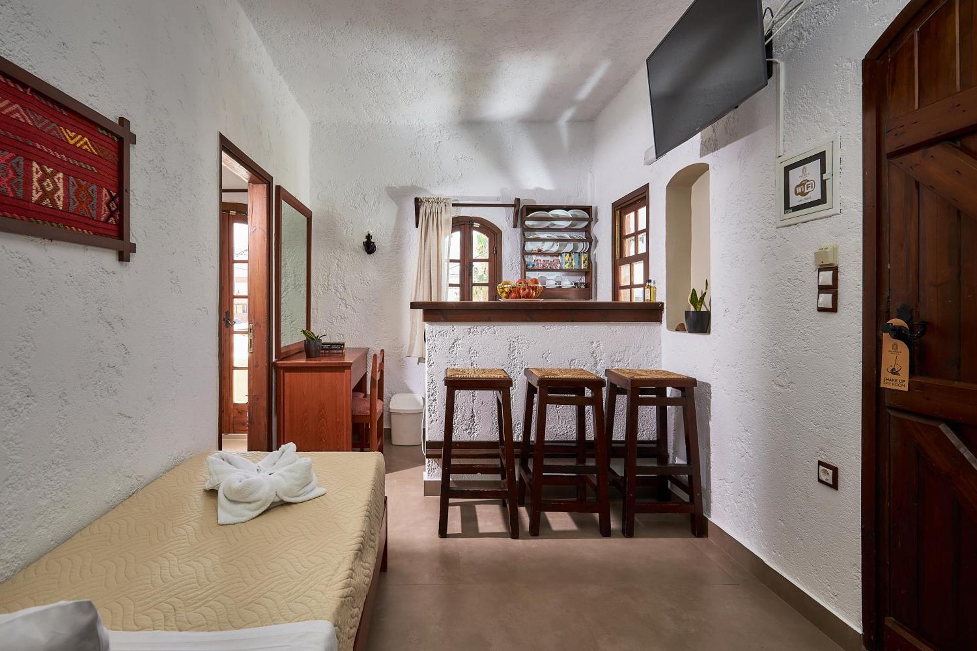 Mila Malia Studios Hotel Exterior foto